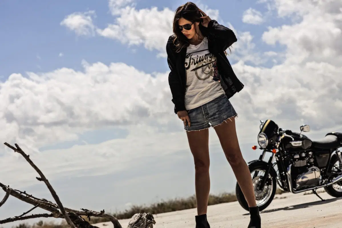 Triumph: la collezione abbigliamento, accessori primavera-estate 2015 (17)