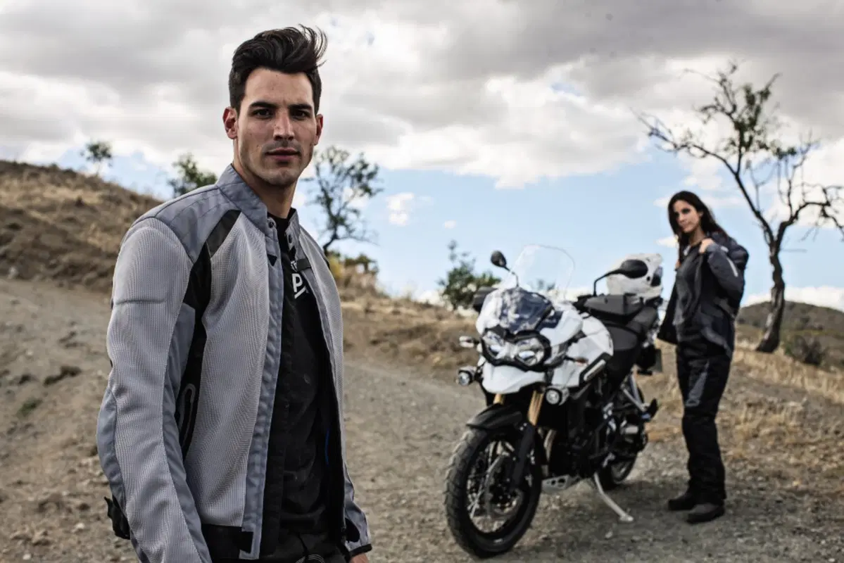 Triumph: la collezione abbigliamento, accessori primavera-estate 2015 (22)