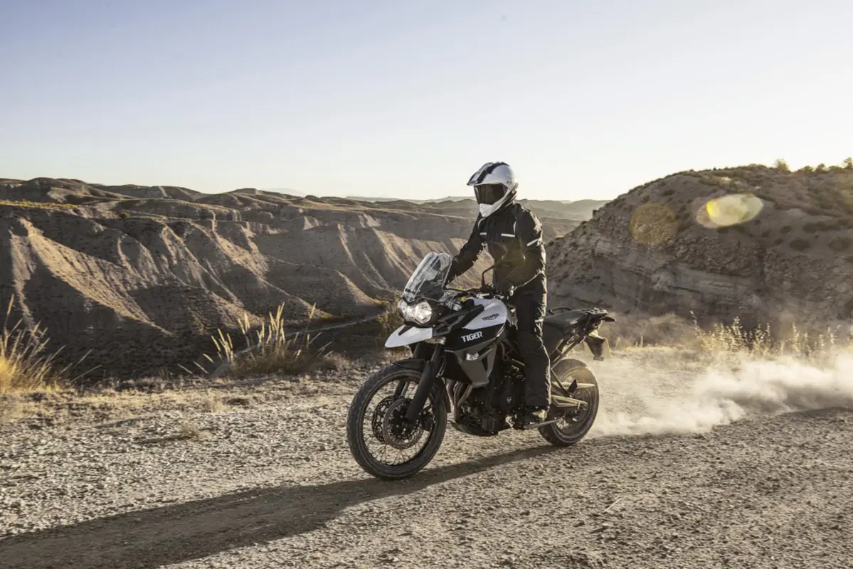 Triumph: la collezione abbigliamento, accessori primavera-estate 2015 (28)