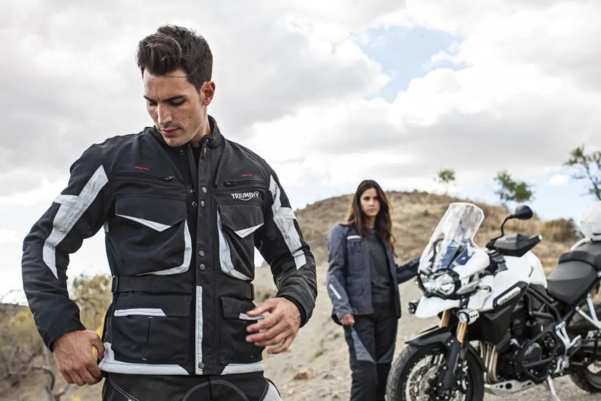 Triumph: la collezione abbigliamento, accessori primavera-estate 2015 (29)
