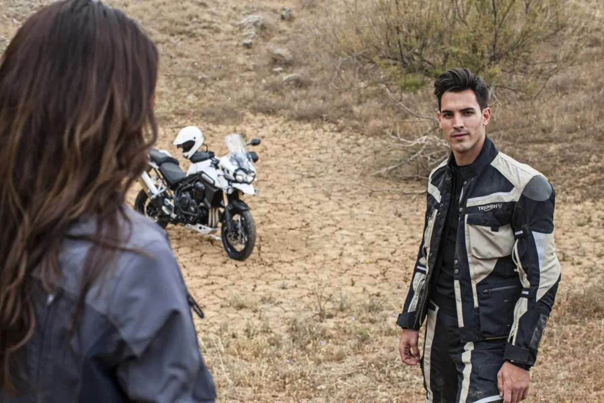 Triumph: la collezione abbigliamento, accessori primavera-estate 2015 (3)