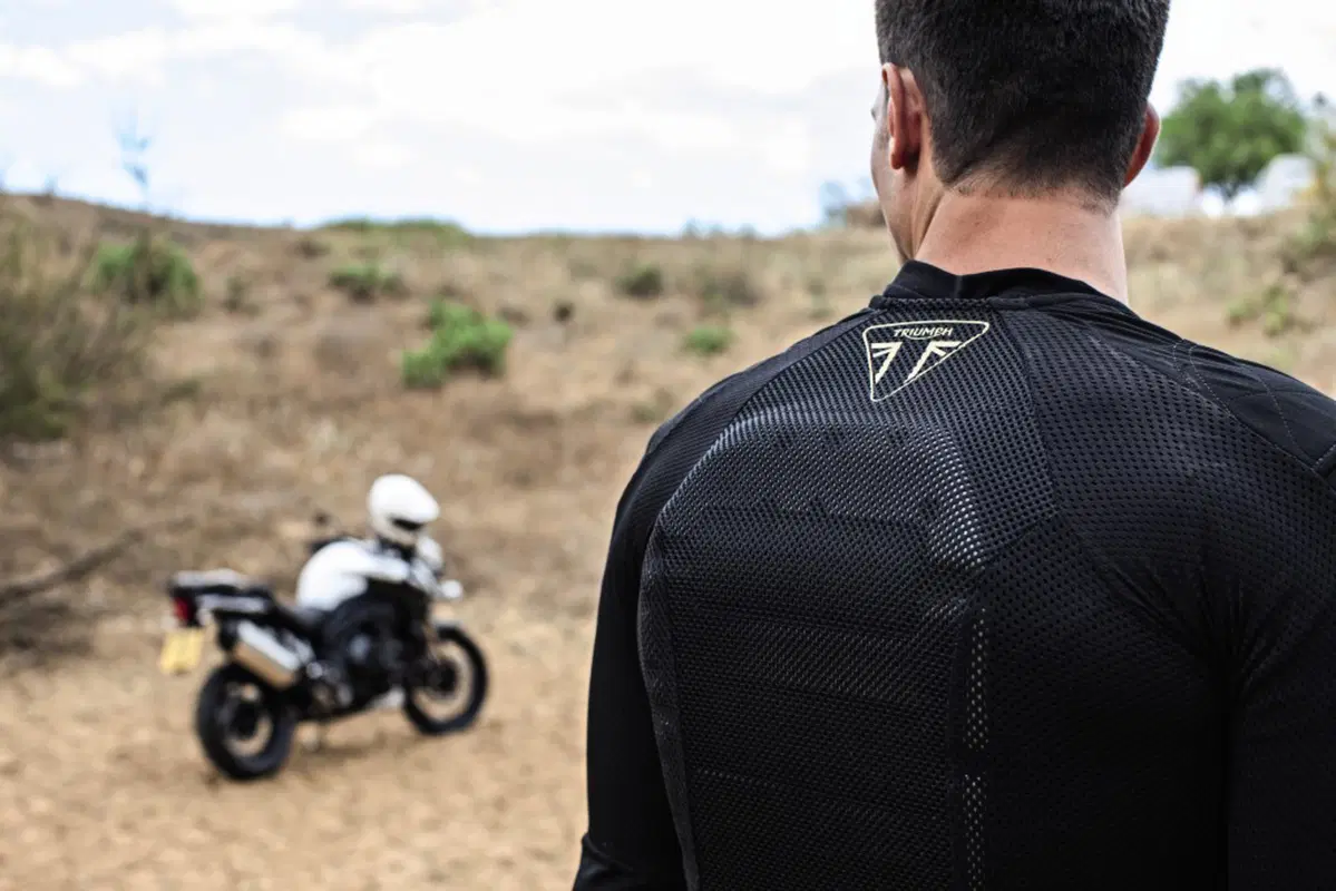 Triumph: la collezione abbigliamento, accessori primavera-estate 2015 (30)