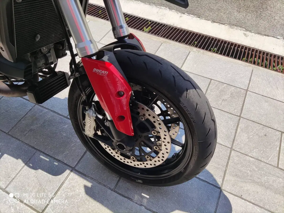 Ducati Hypermotard 939 (2016 - 18) (9)