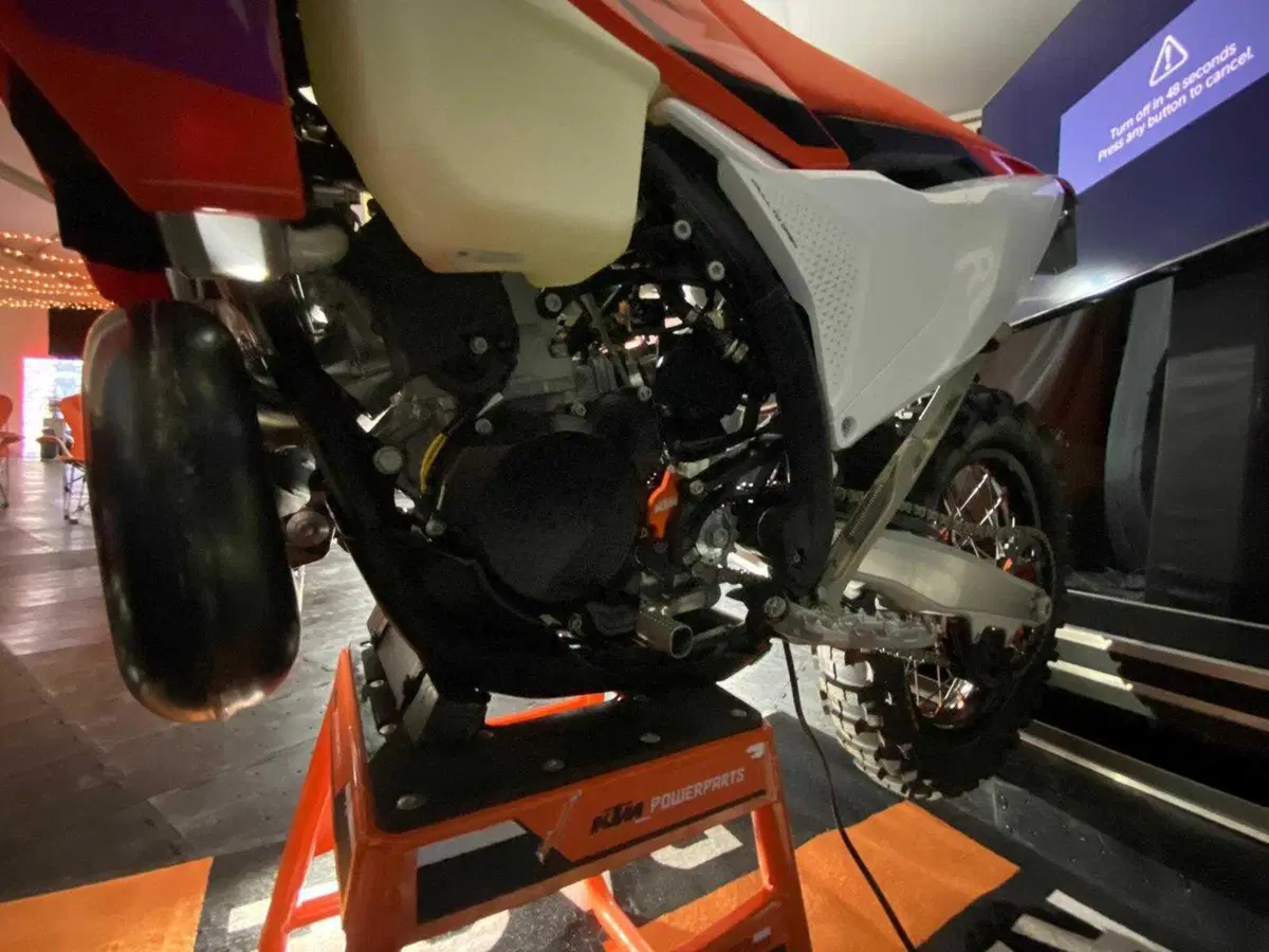 TEST KTM EXC 2024: anteprima mondiale. Rivoluzione della specie! [VIDEO] (3)