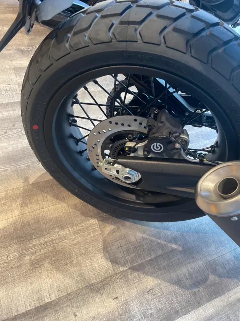 Ducati Scrambler 800 Nightshift (2023 - 24) (7)