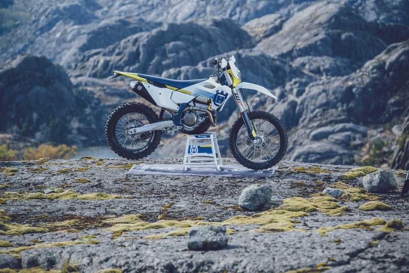 Husqvarna Motorcycles presenta la nuova generazione di modelli enduro. Tante le novit&agrave;