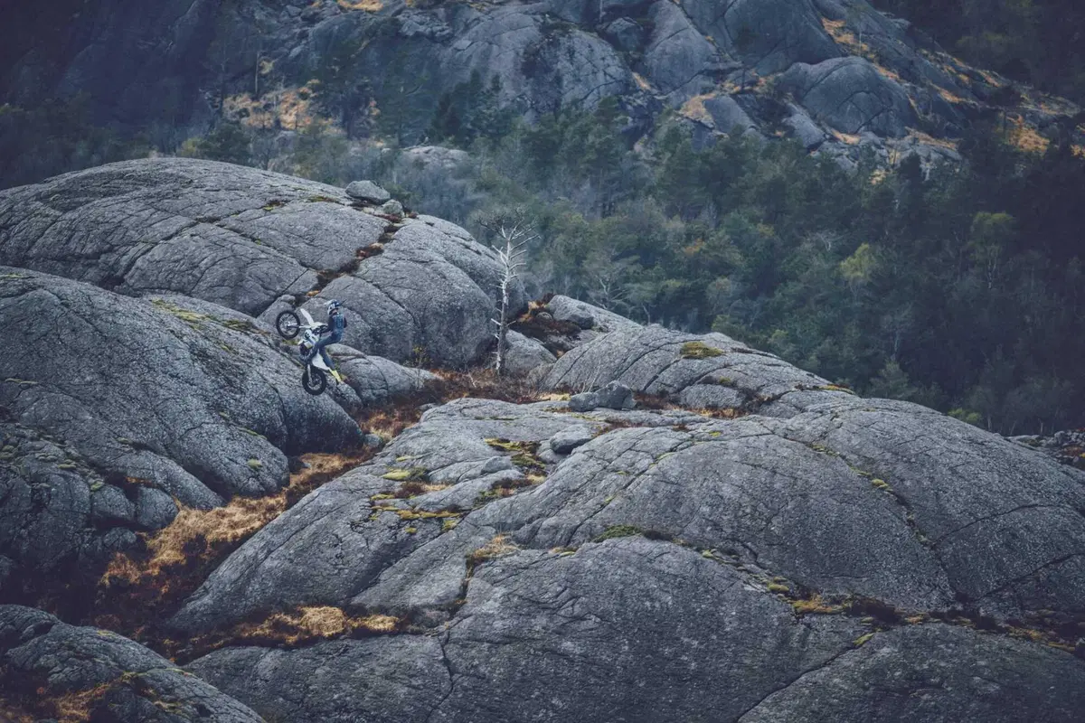 Husqvarna Motorcycles presenta la nuova generazione di modelli enduro. Tante le novità (11)
