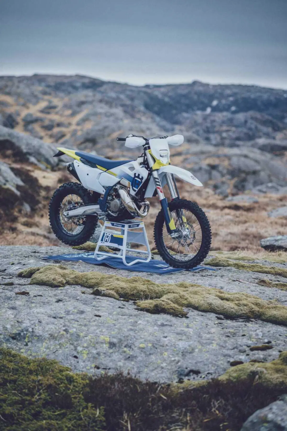 Husqvarna Motorcycles presenta la nuova generazione di modelli enduro. Tante le novità (14)