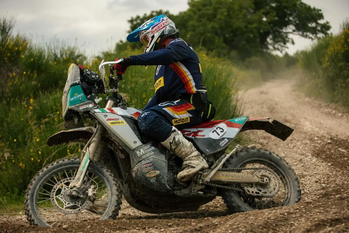 Gas a manetta e tutti pazzi per il Motorally! La gara in Umbria con la Fantic Rally 450 (8)