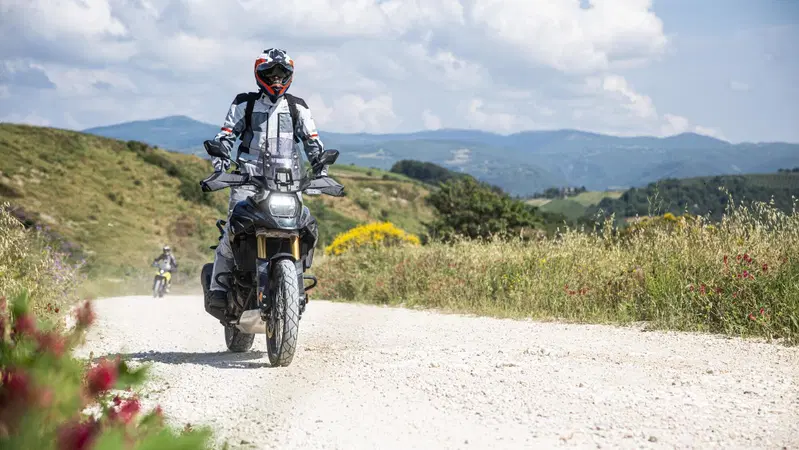 Suzuki V-STROM DAY 2023: alla scoperta dell'Umbria in sella alla 1050 DE [GALLERY]
