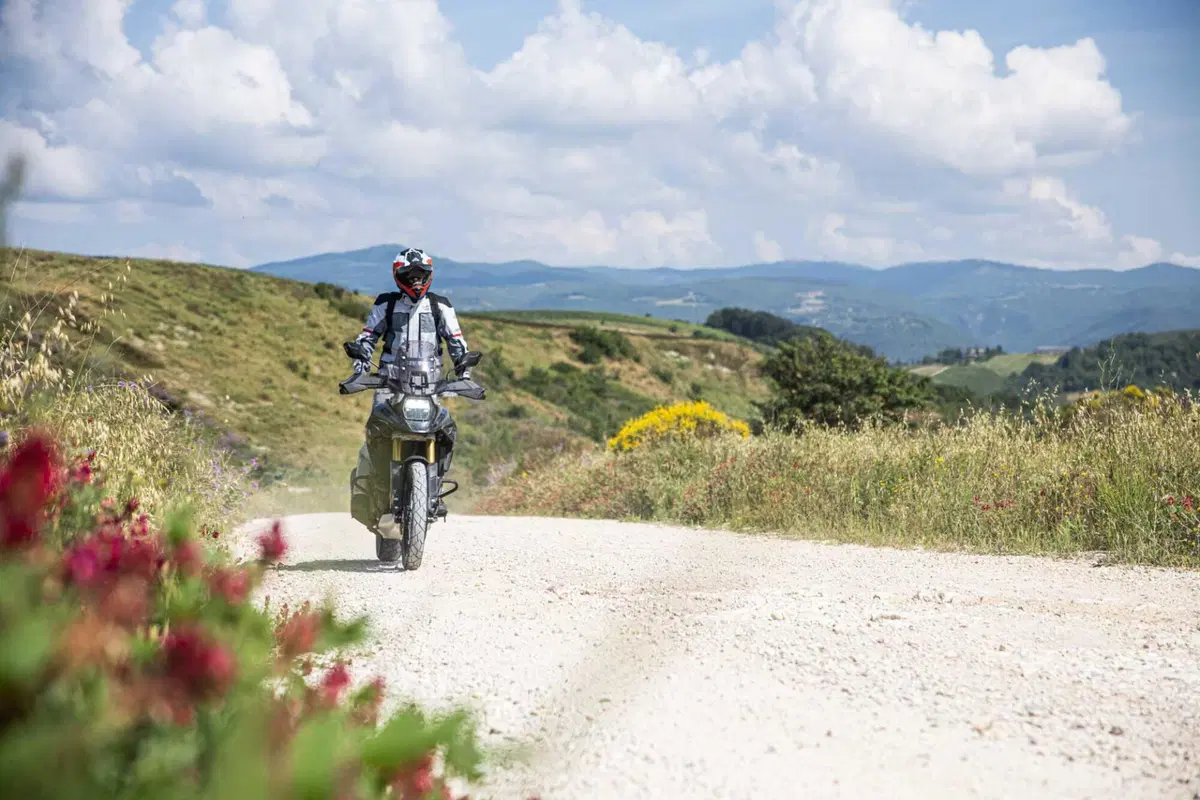 Suzuki V-STROM DAY 2023: alla scoperta dell'Umbria in sella alla 1050 DE [GALLERY]