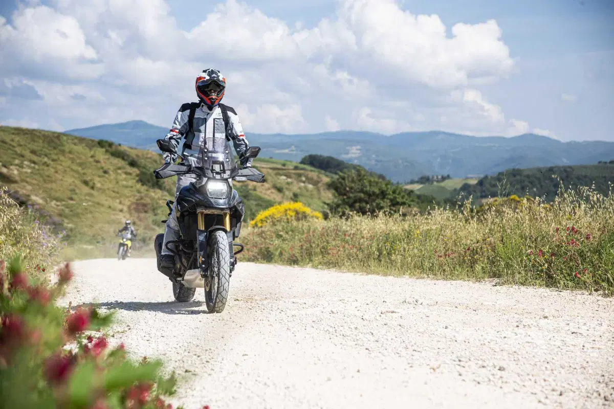 Suzuki V-STROM DAY 2023: alla scoperta dell'Umbria in sella alla 1050 DE [GALLERY] (2)