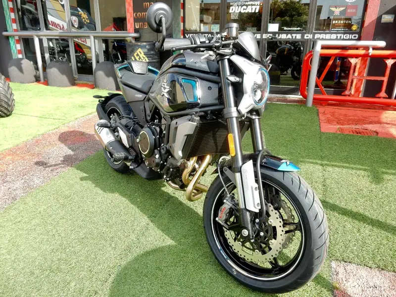 CFMOTO 700CL-X Sport (2022 - 26)