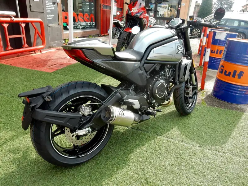 CFMOTO 700CL-X Sport (2022 - 26) (5)