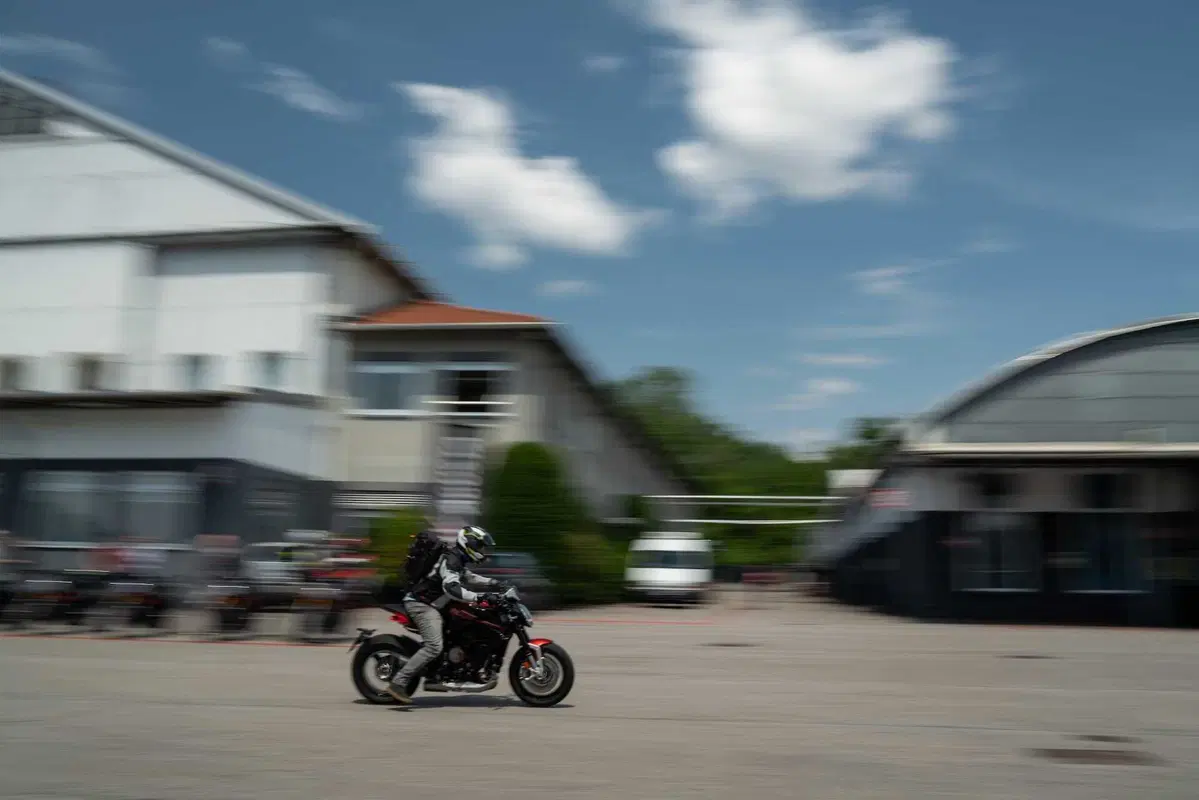 Nuove moto e nuovo stabilimento: ecco il futuro di MV Agusta a Schiranna [VIDEO & GALLERY]