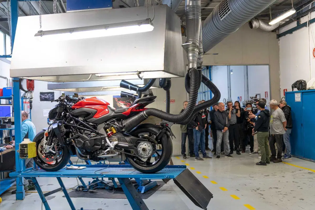 Nuove moto e nuovo stabilimento: ecco il futuro di MV Agusta a Schiranna [VIDEO & GALLERY] (14)