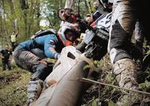 Campionato Italiano Hard Enduro. Headless Rider Extreme: rivali che si aiutano per completarlo