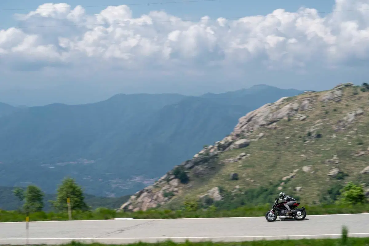 Nuove moto e nuovo stabilimento: ecco il futuro di MV Agusta a Schiranna [VIDEO & GALLERY] (29)