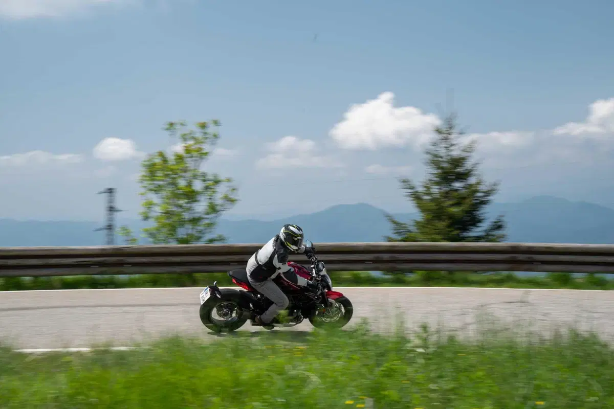 Nuove moto e nuovo stabilimento: ecco il futuro di MV Agusta a Schiranna [VIDEO & GALLERY] (30)