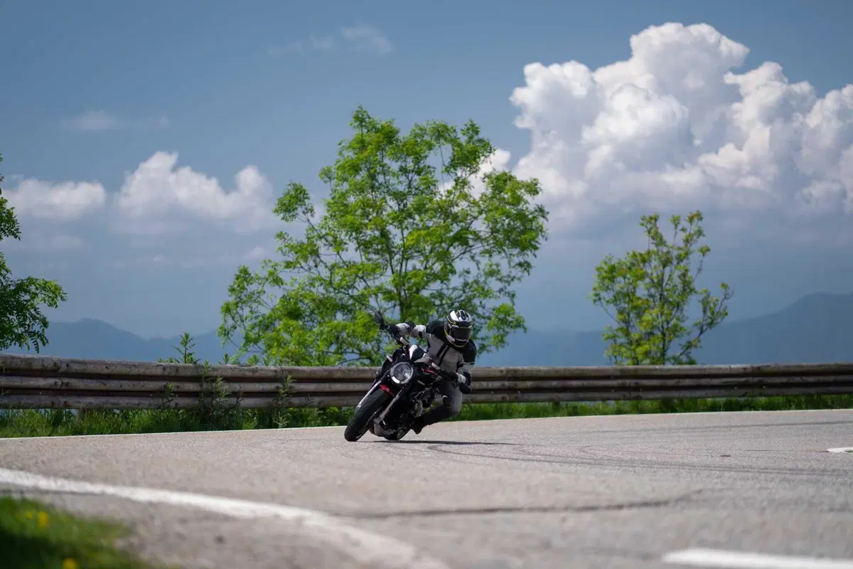 Nuove moto e nuovo stabilimento: ecco il futuro di MV Agusta a Schiranna [VIDEO & GALLERY] (31)