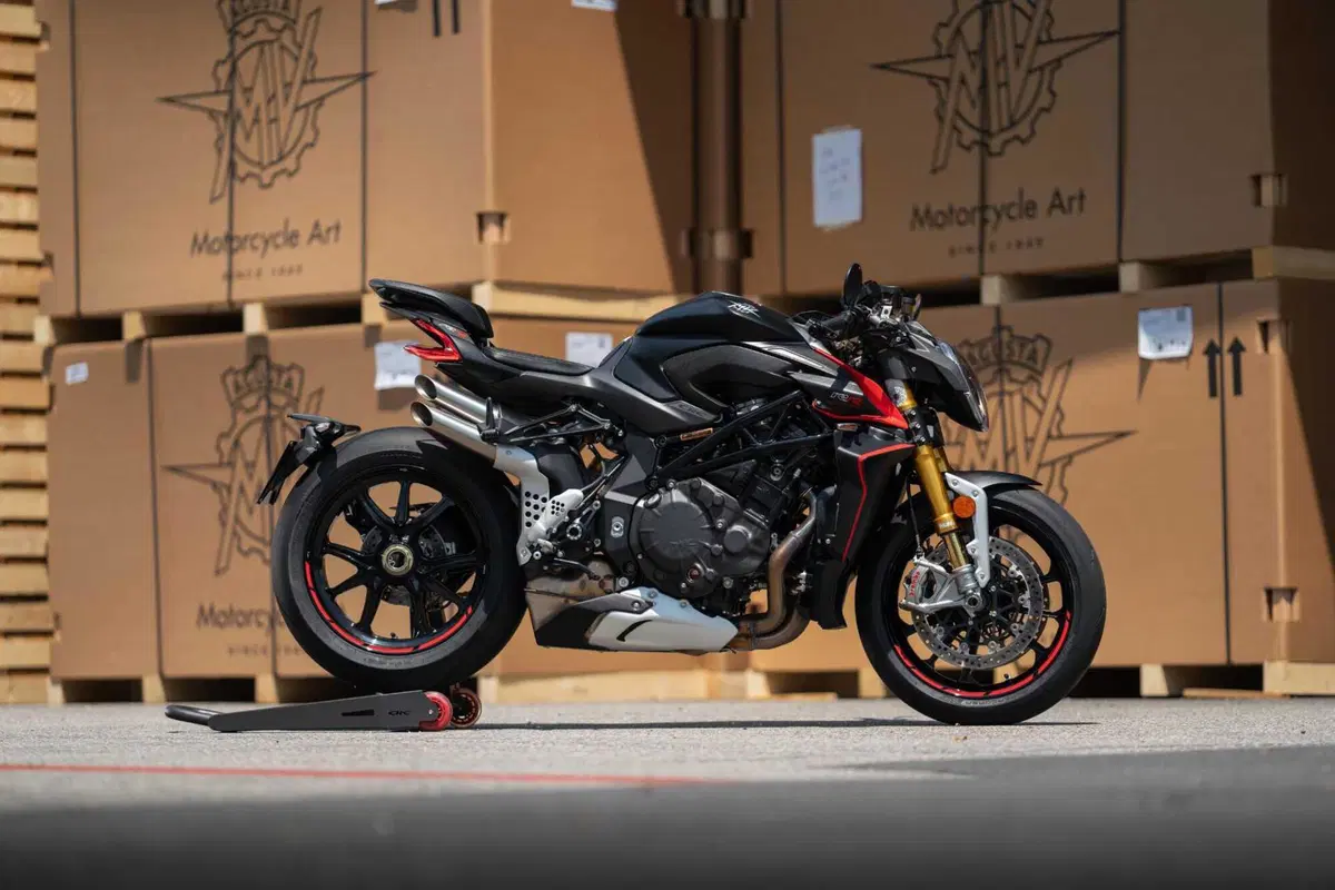 Nuove moto e nuovo stabilimento: ecco il futuro di MV Agusta a Schiranna [VIDEO & GALLERY] (36)