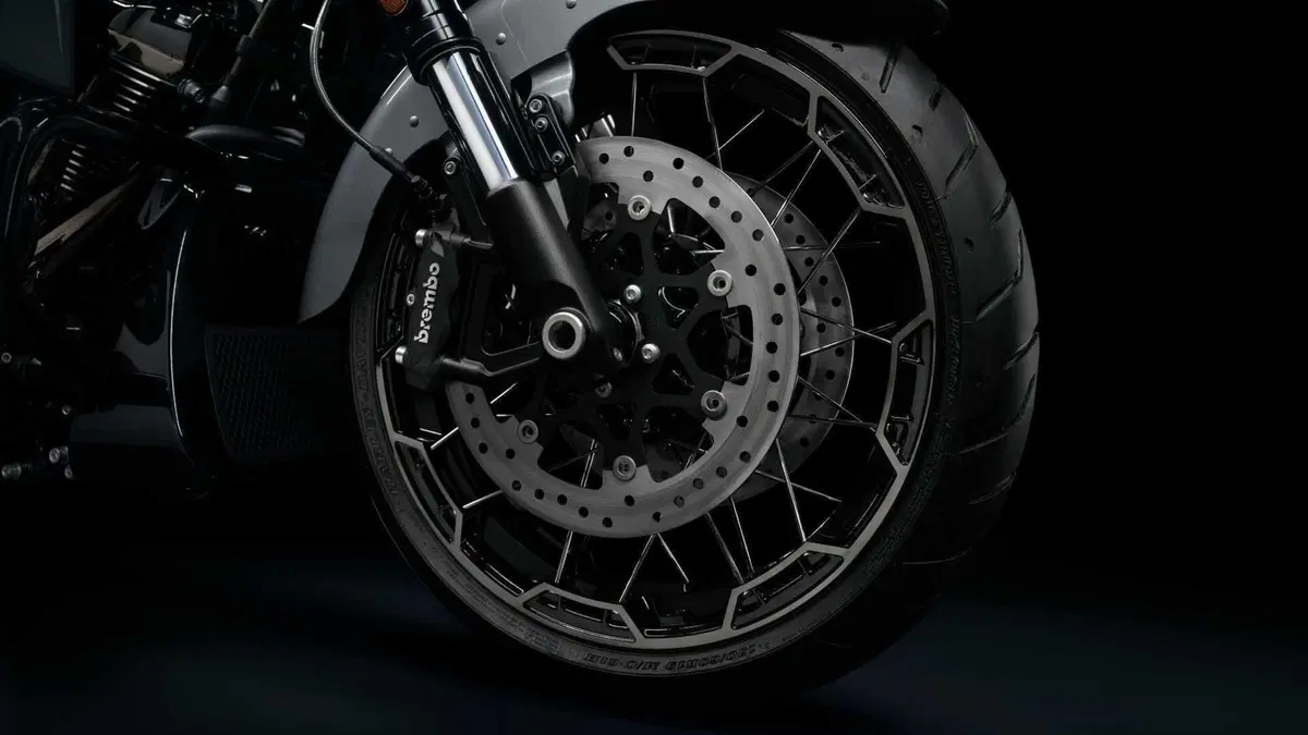 Harley-Davidson CVO - Custom Vehicle Operations CVO Street Glide (2023) (11)