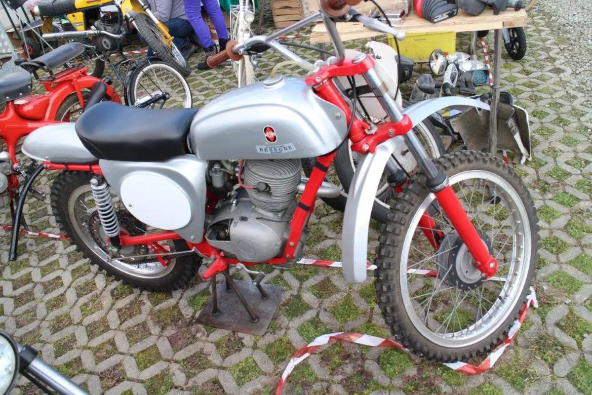 A Novegro fra moto da comprare e stranezze varie (51)