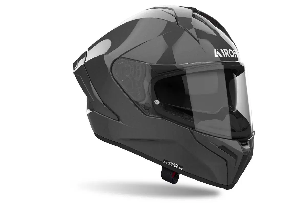 Airoh presenta il suo nuovo top di gamma stradale: Matryx (13)