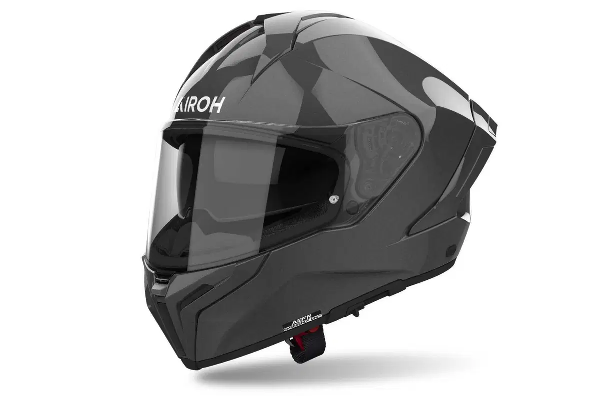 Airoh presenta il suo nuovo top di gamma stradale: Matryx (16)