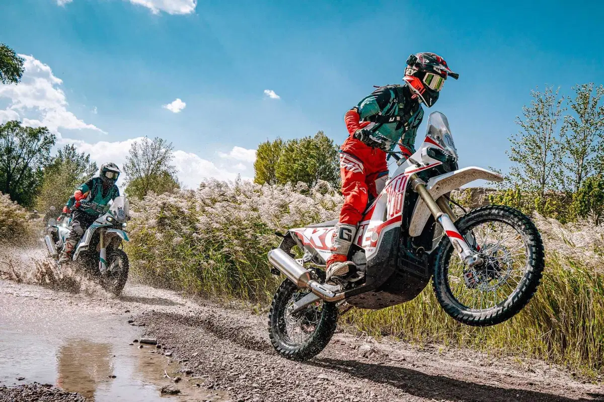 Alla HAT Adventourfest a Ponte di Legno ci sono tutti, anche le prime Kove! (7)