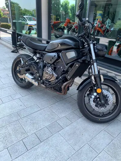 Yamaha XSR 700 ABS (2016 - 20) usata
