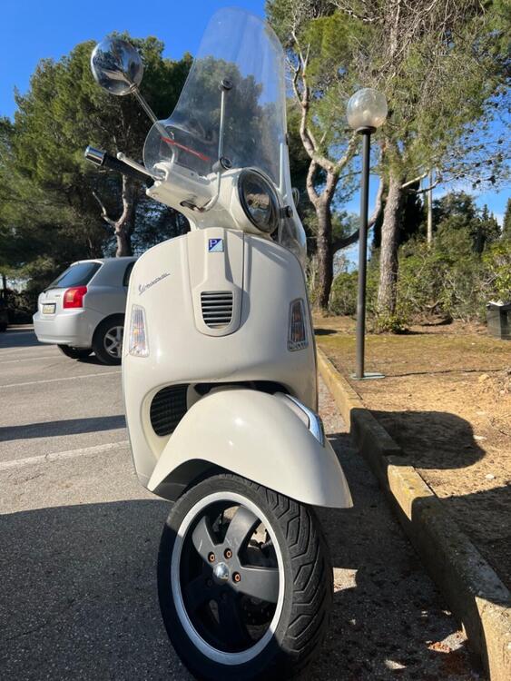 Vespa GTS 300 Super (2008 - 16)