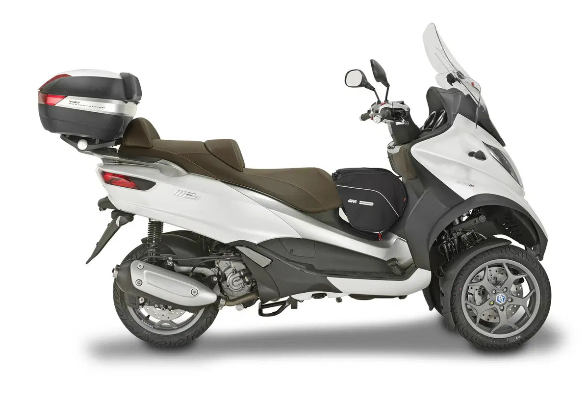 GIVI: accessori per Piaggio MP3 LT 300ie e 500ie (6)