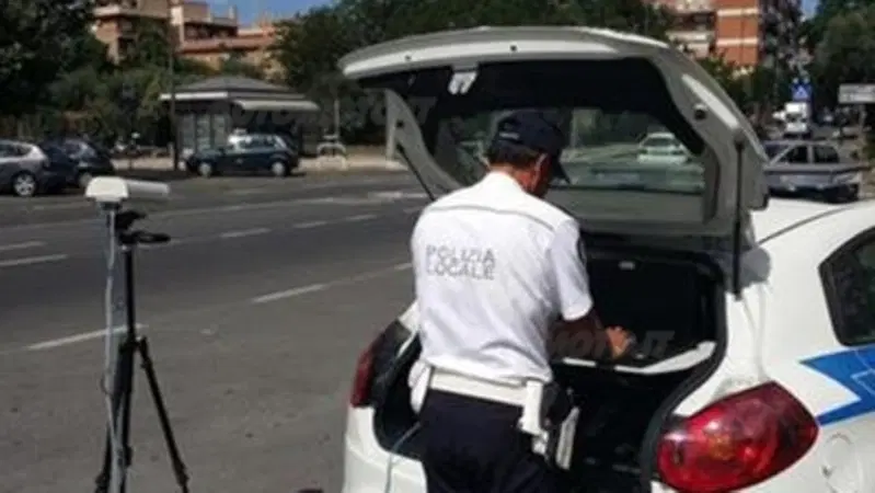 Multe, &egrave; strage. De Vita: "I comuni? Una condotta Immorale" 