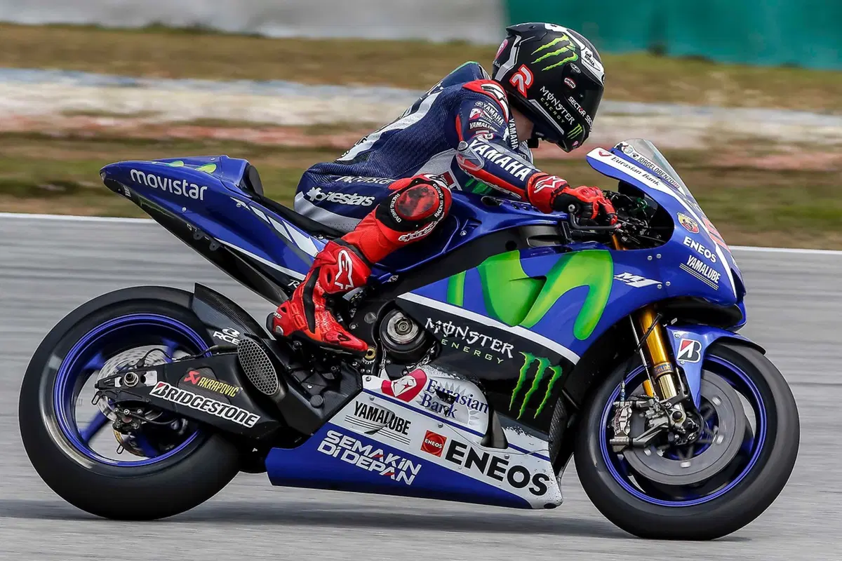 Rossi (6)