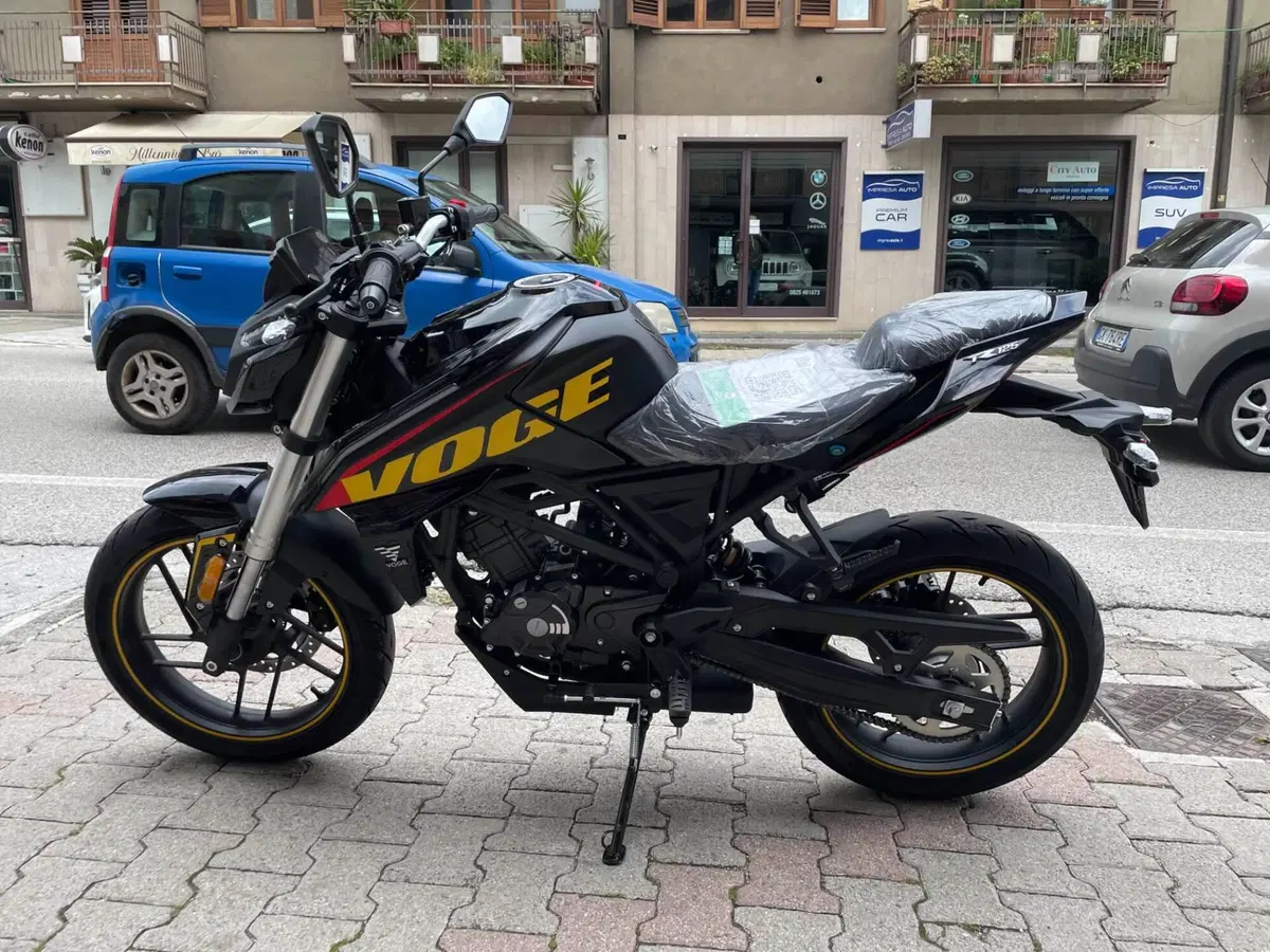 Voge Brivido 125R (2023 - 26) (2)