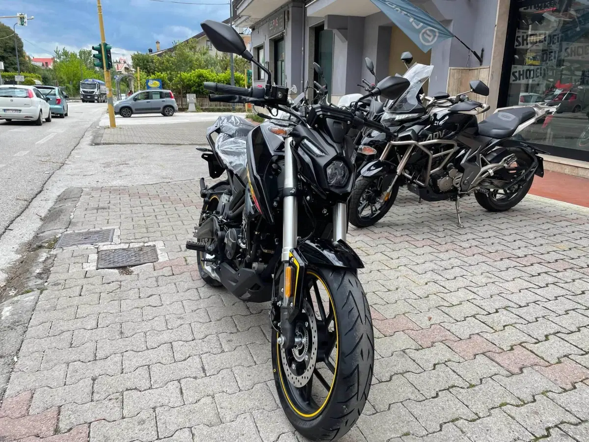 Voge Brivido 125R (2023 - 26) (3)