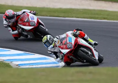 Supersport. Trionfo MV Agusta a Phillip Island