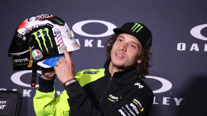 MotoGP 2023. GP d'Italia al Mugello. Marco Bezzecchi: "Pecco Bagnaia staccava come un matto e usciva fortissimo dalla Bucine"