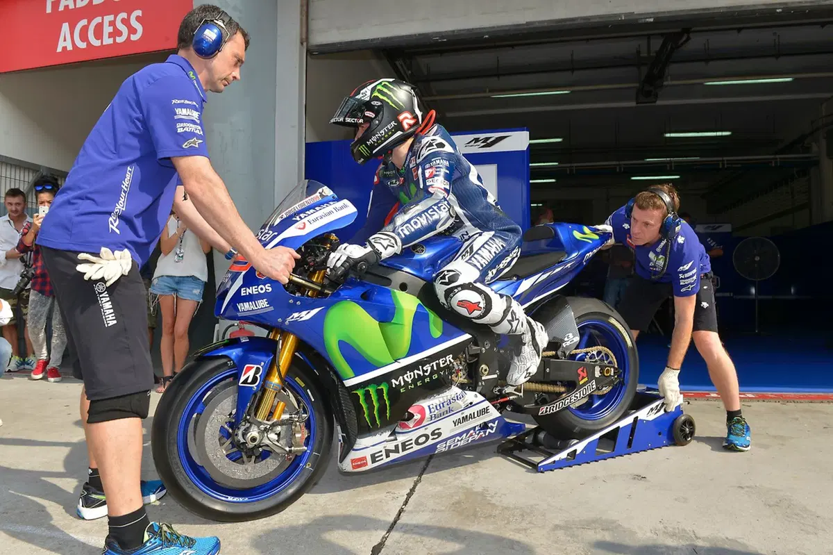 yamaha (2)