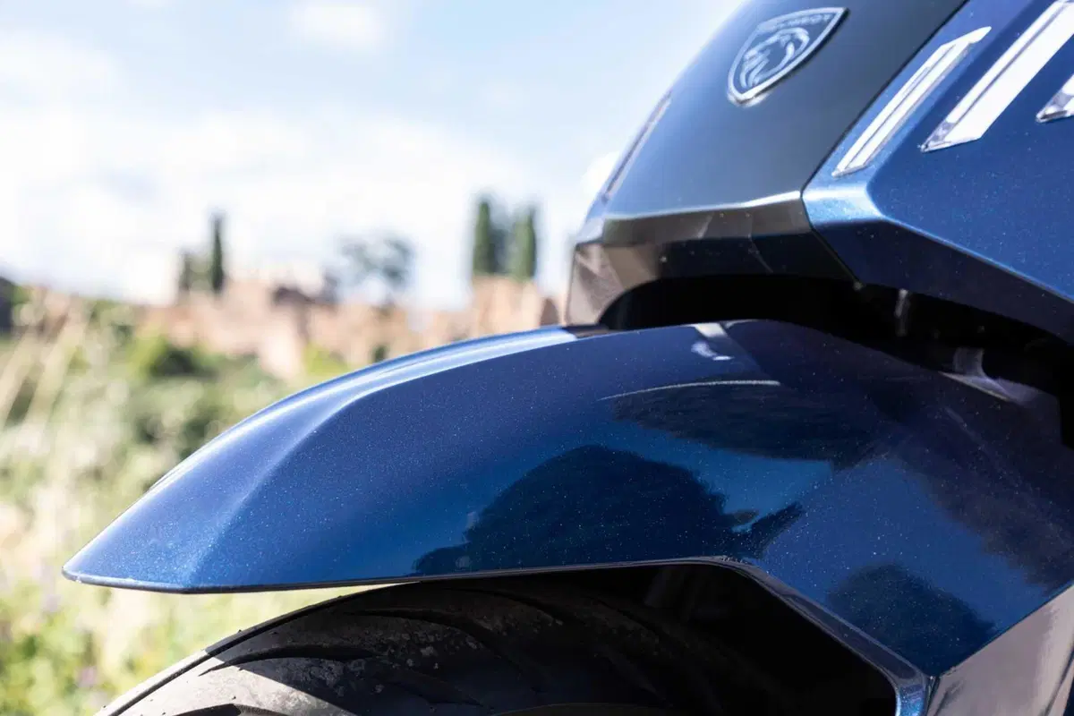 Prova nuovo Peugeot Tweet: look più graffiante, dotazione più completa [VIDEO e GALLERY] (62)