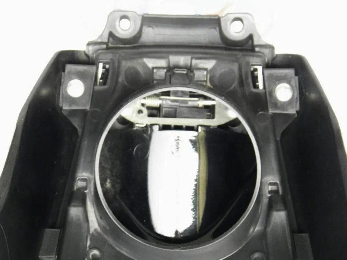 Cover serbatoio sottosella anter. Yamaha T-Max 500 (7)