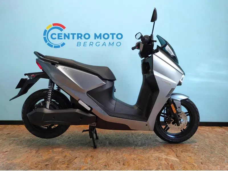 Horwin SK1 L1e (2023 - 24) (2)