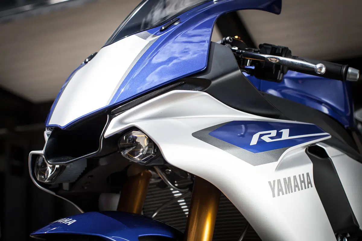 Yamaha YZF-R1 ed YZF-R1M (30)