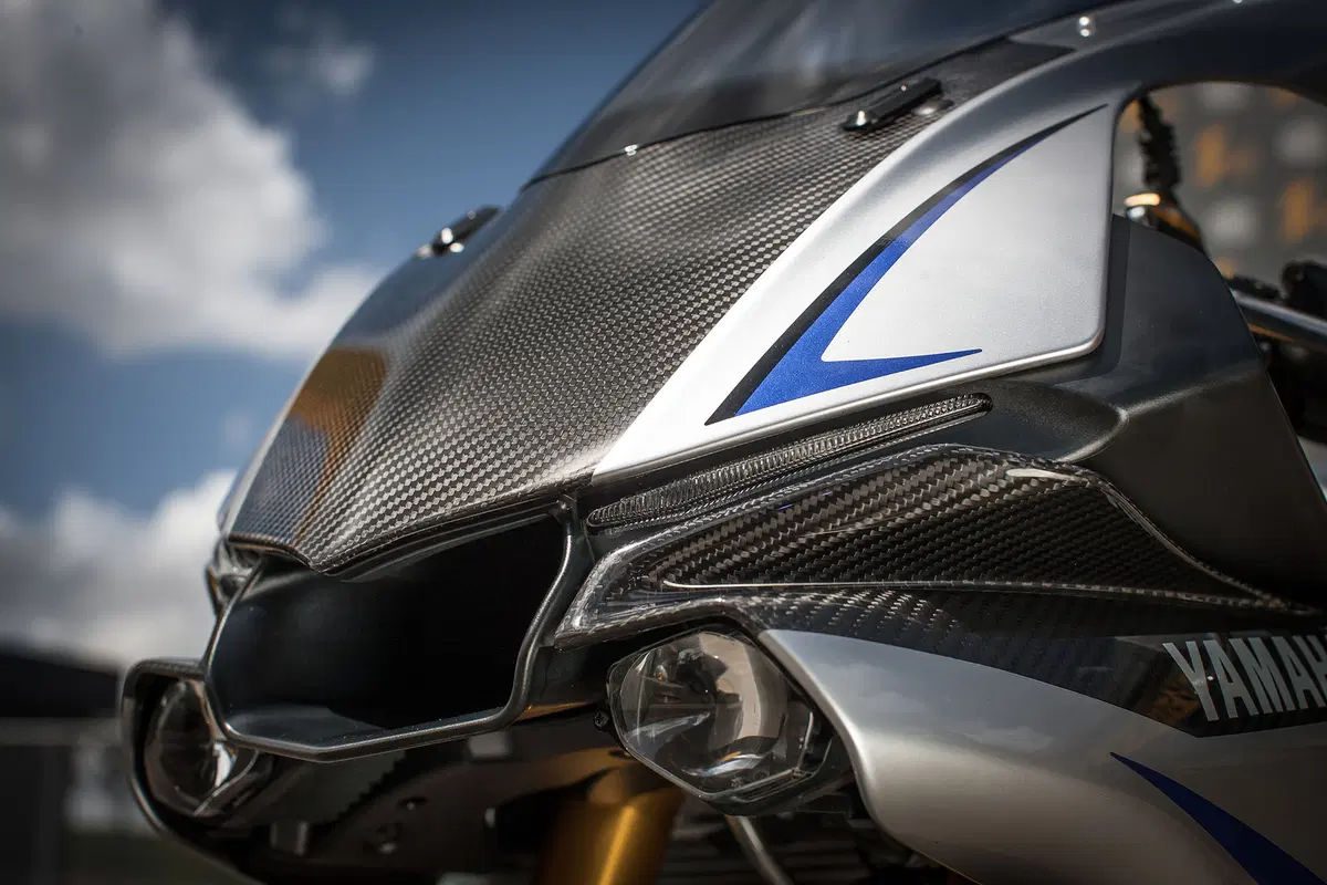 Yamaha YZF-R1 ed YZF-R1M (43)