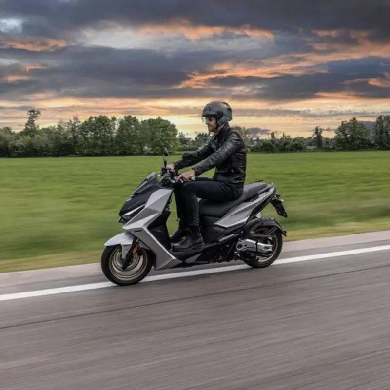 Kymco KRV 200 (2023 - 26) (2)