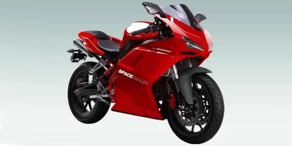 La Ducati 300 e gli altri cloni (6)