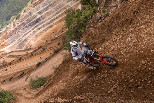 La Ducati DesertX conquista l’Iron Road Prolog all’Erzbergrodeo con Antoine Meo (3)