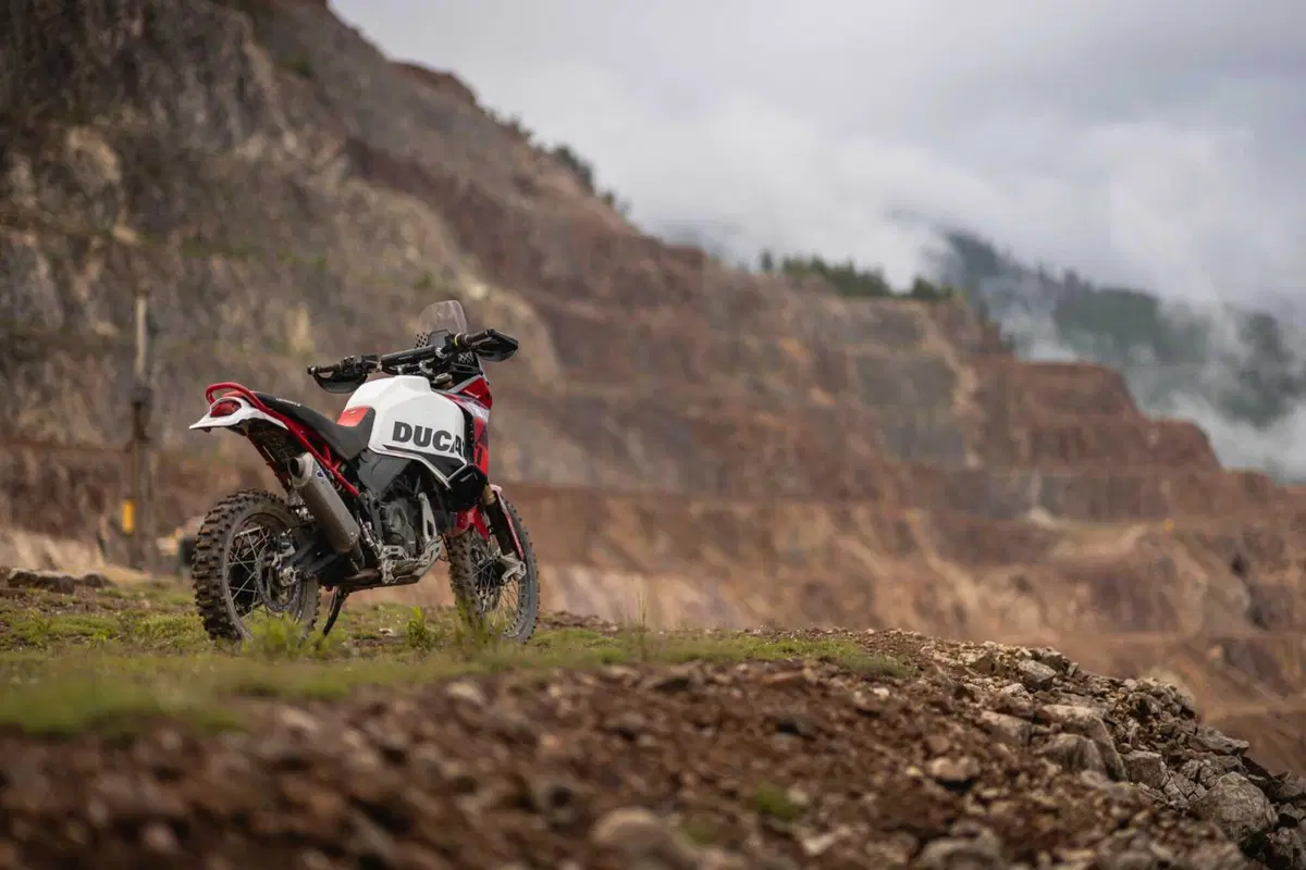 La Ducati DesertX conquista l’Iron Road Prolog all’Erzbergrodeo con Antoine Meo (4)
