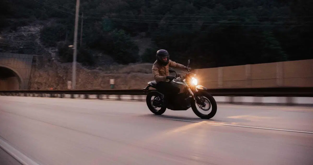 Arrivano le elettriche per tutti: ecco le nuove Zero Motorcycles da 11 kW (6)